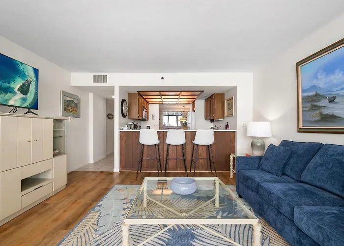 Beautiful 2 Bedroom In North Oc With Pool!