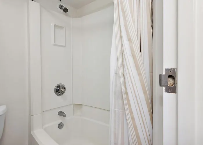 Ferienhaus Beautiful 2 Bedroom In North Oc With Pool! Ocean Stadt