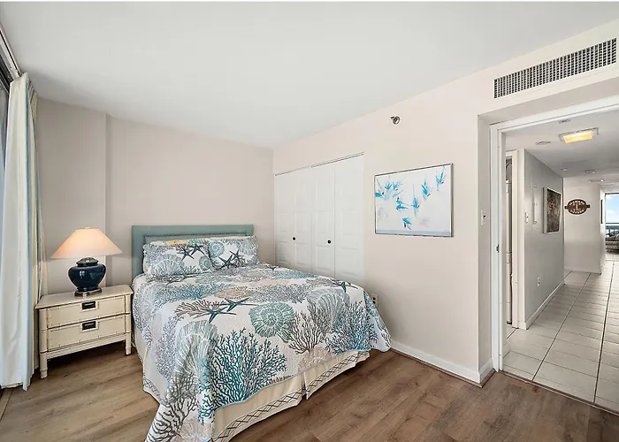 Ferienhaus Beautiful 2 Bedroom In North Oc With Pool!
