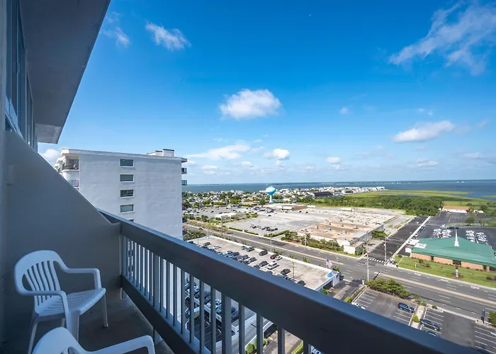 Beautiful 2 Bedroom In North Oc With Pool! *