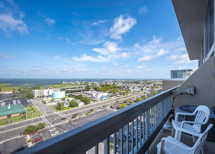 Beautiful 2 Bedroom In North Oc With Pool! Ferienhaus *
